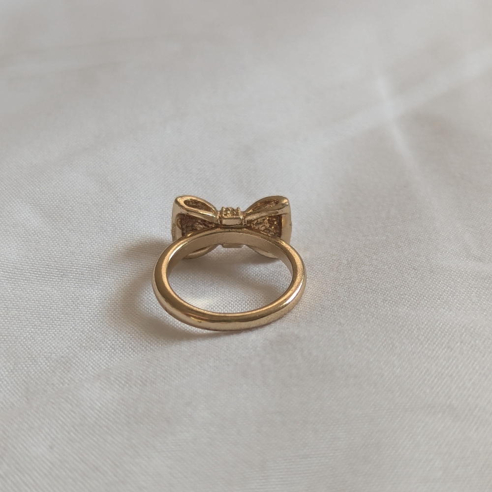 Gold Bow Ring - image 3